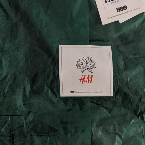 *LAST CHANCE* H&M The White Lotus Patterned one-shoulder bikini top NWT - Picture 11 of 11